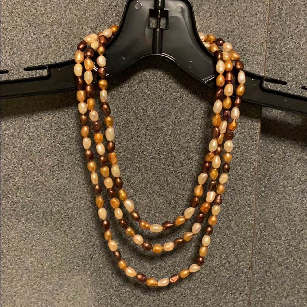 🎉HP NWT Multi Choco Pearl 64” Cult Pearl Strand - Picture 2 of 5